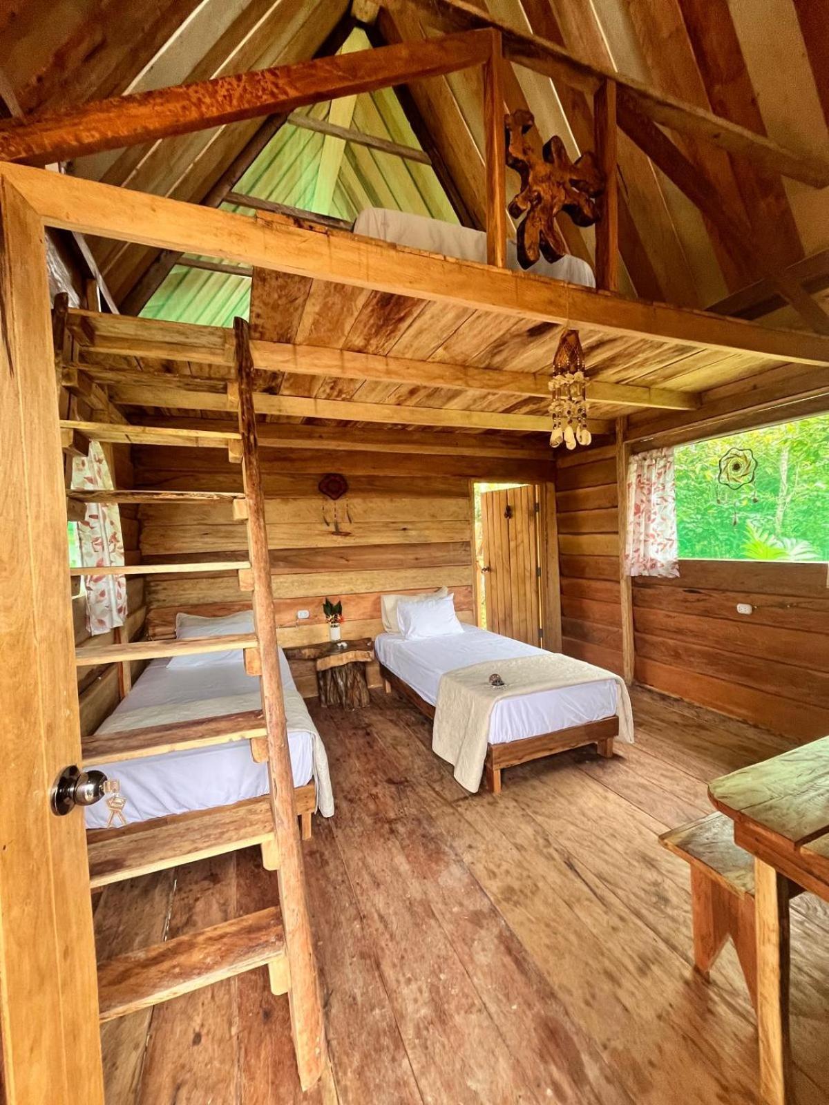 איקיטוס Purachata Ecolodge מראה חיצוני תמונה