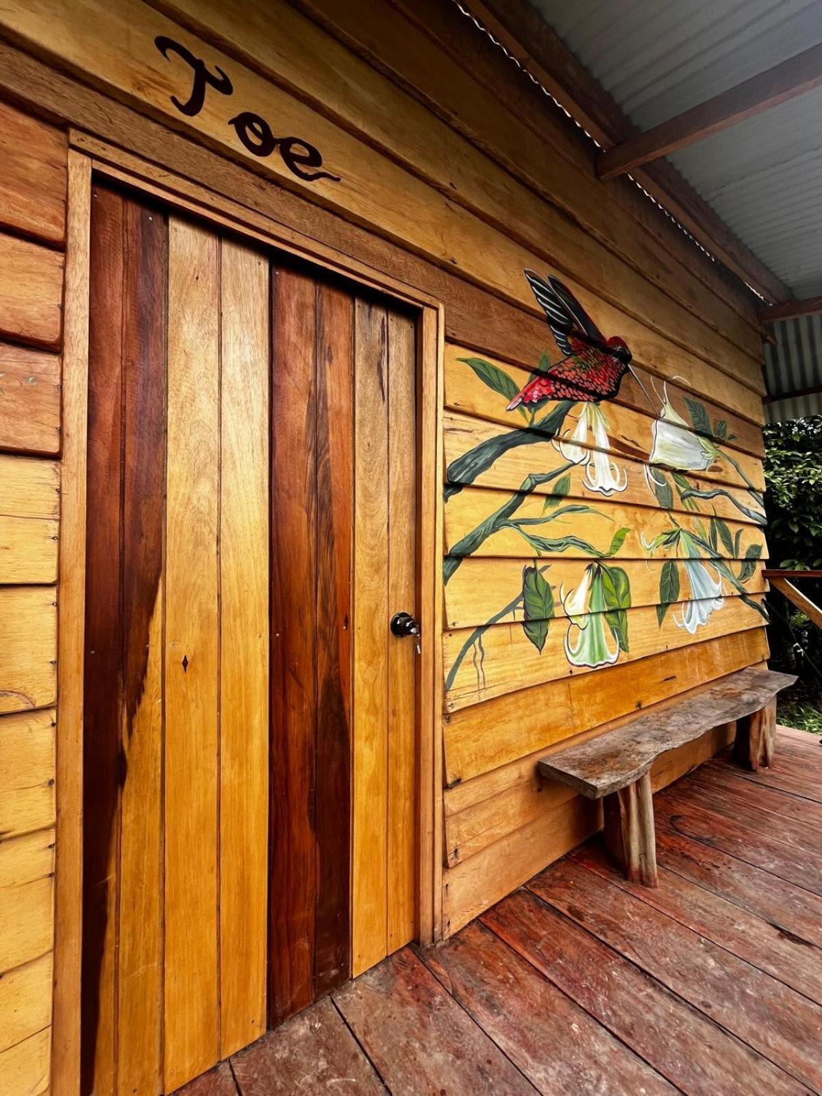 איקיטוס Purachata Ecolodge מראה חיצוני תמונה