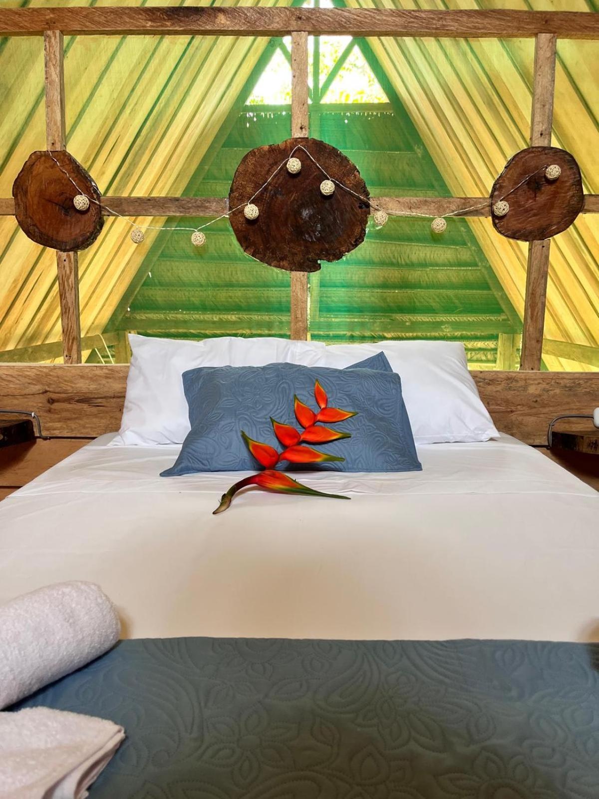 איקיטוס Purachata Ecolodge מראה חיצוני תמונה