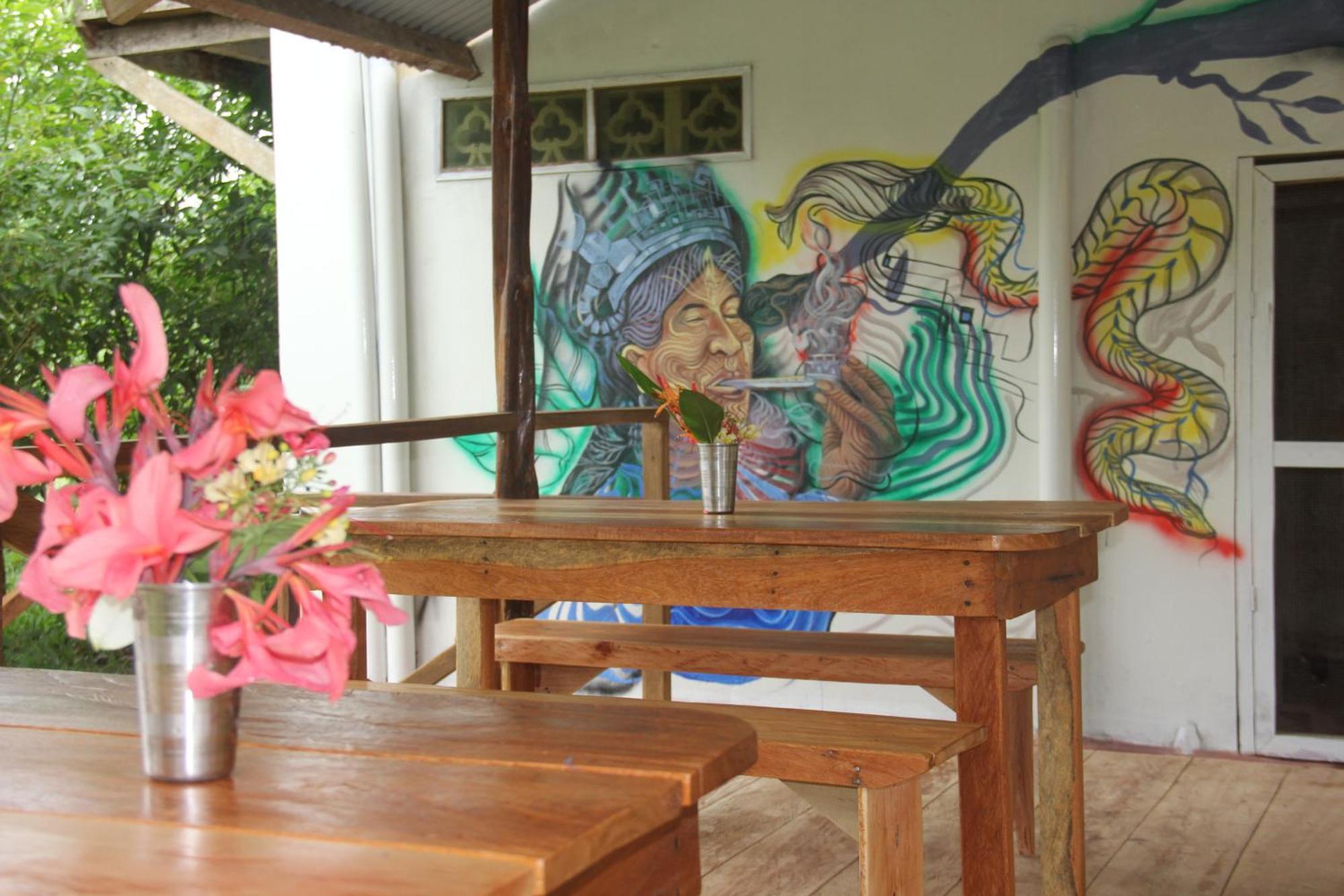 איקיטוס Purachata Ecolodge מראה חיצוני תמונה