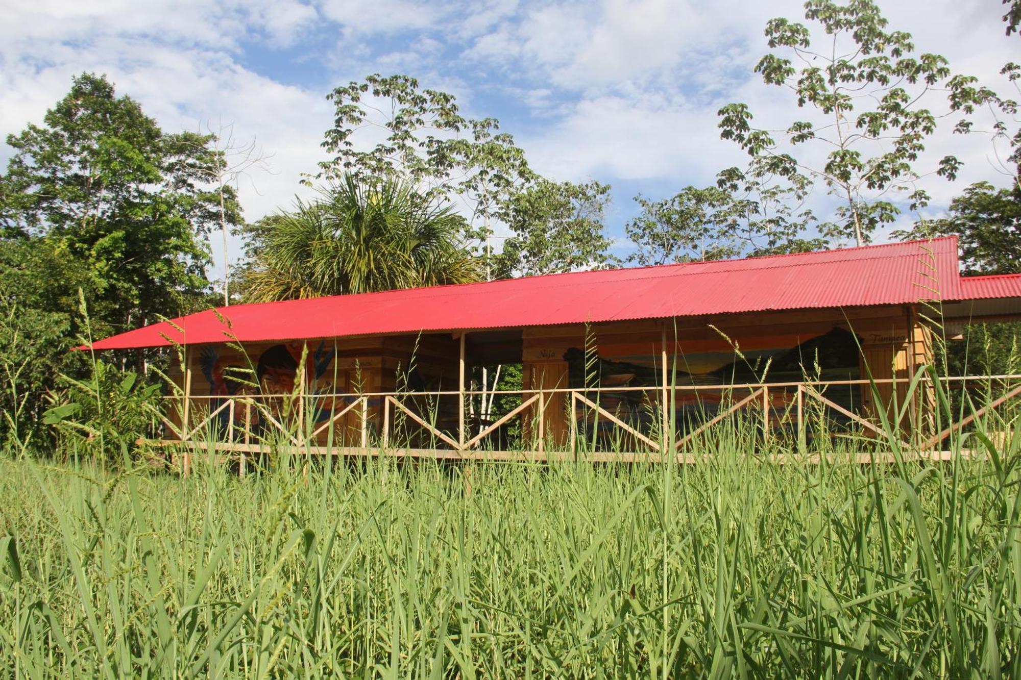 איקיטוס Purachata Ecolodge מראה חיצוני תמונה