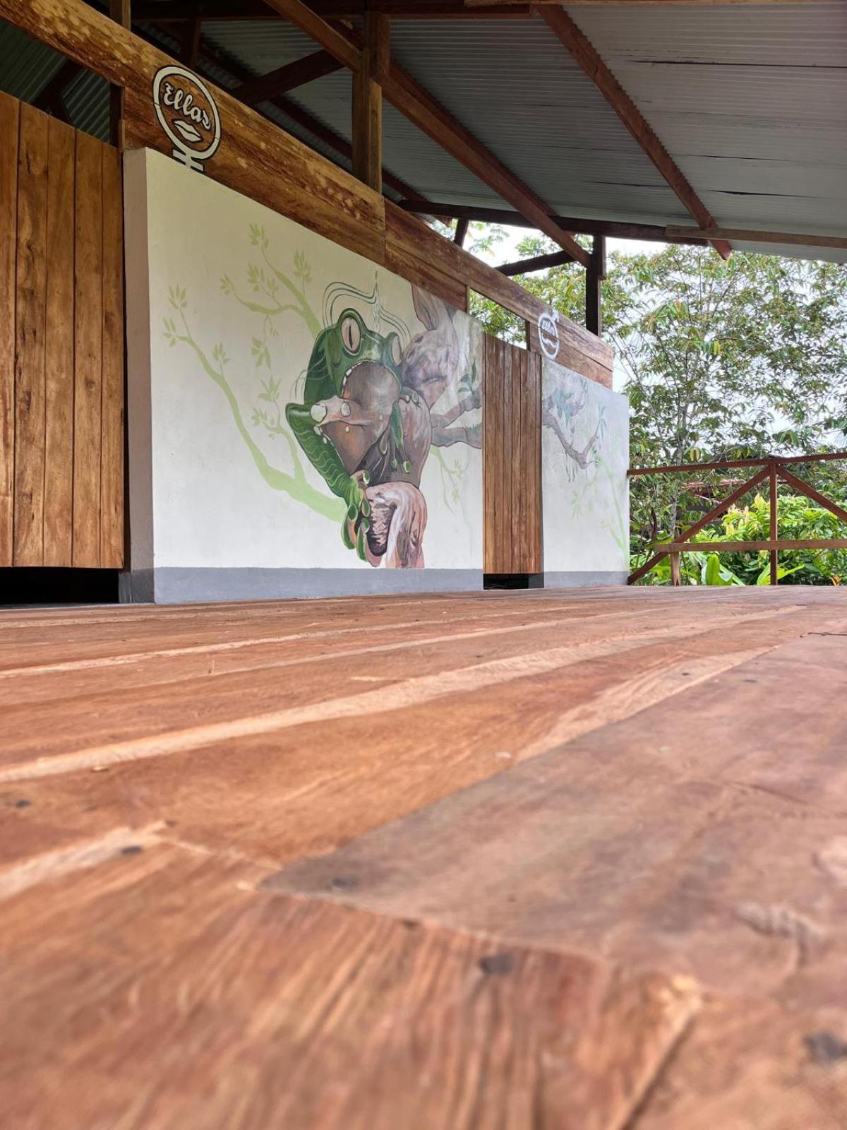 איקיטוס Purachata Ecolodge מראה חיצוני תמונה