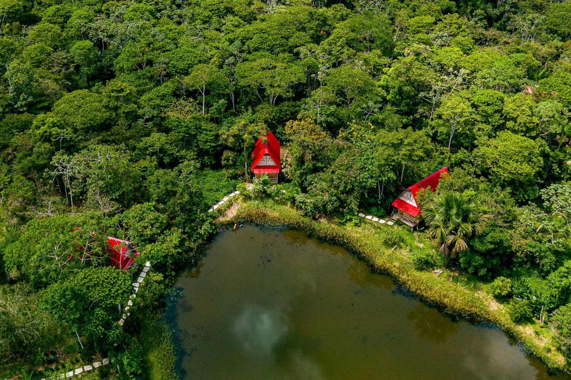 איקיטוס Purachata Ecolodge מראה חיצוני תמונה