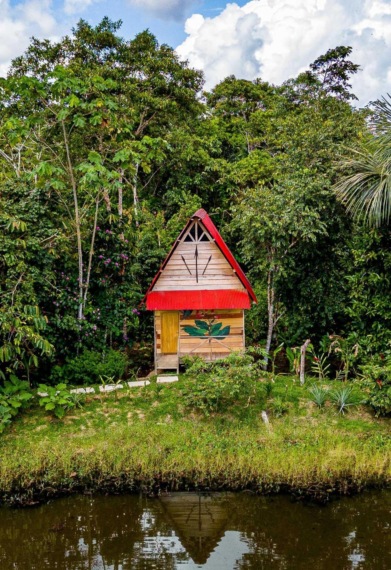 איקיטוס Purachata Ecolodge מראה חיצוני תמונה