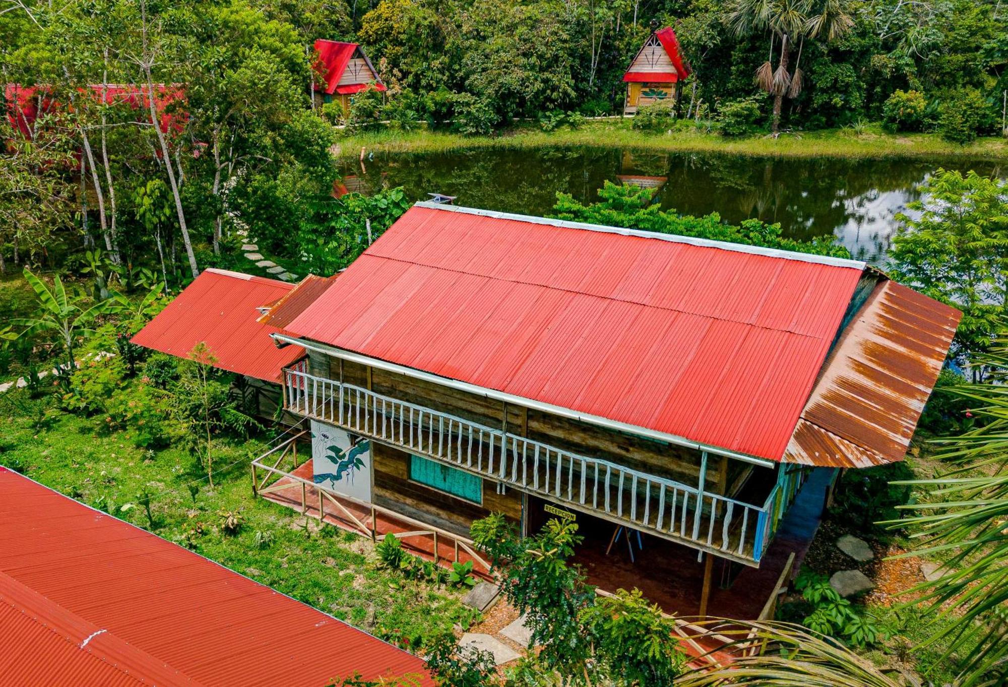 איקיטוס Purachata Ecolodge מראה חיצוני תמונה